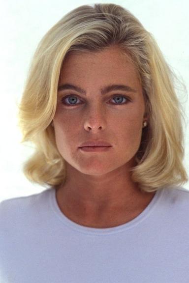 Image of Erika Eleniak